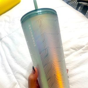 Venti Starbucks tumbler